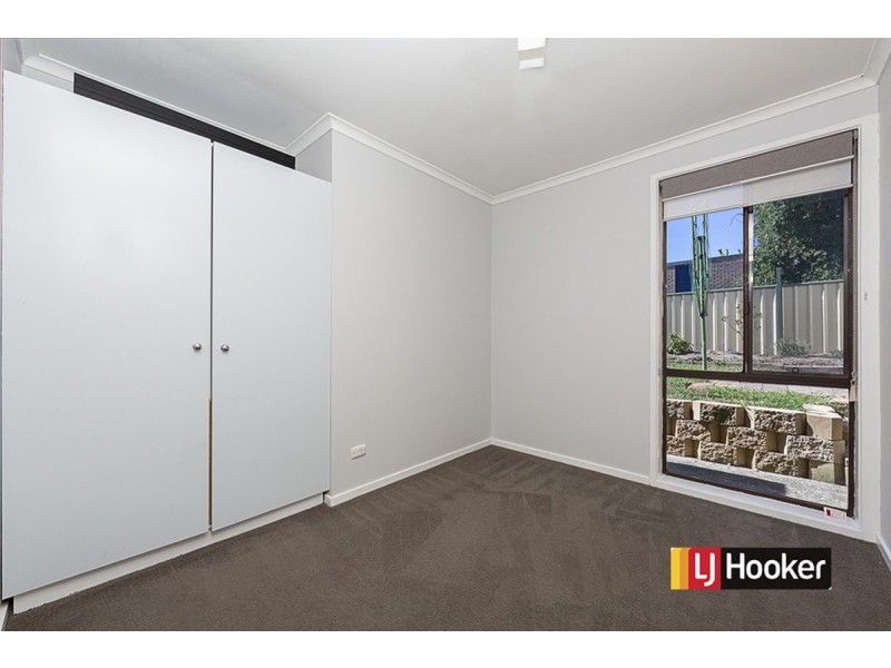 7 Macfarlan Place, Latham ACT 2615