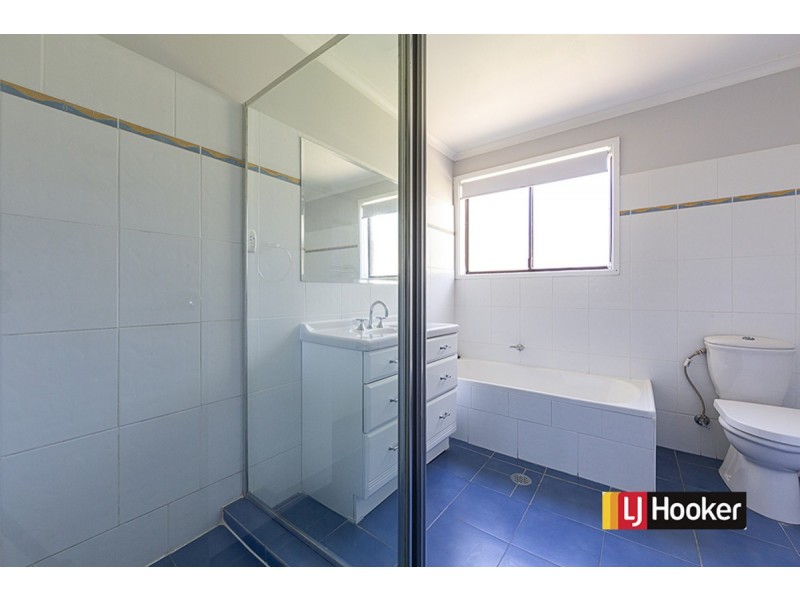 7 Macfarlan Place, Latham ACT 2615