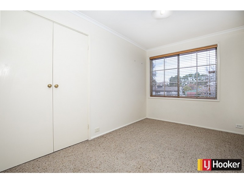 20 Armstrong Crescent, Holt ACT 2615