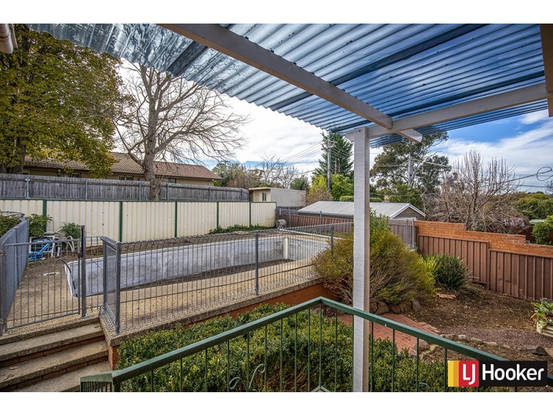 20 Armstrong Crescent, Holt ACT 2615