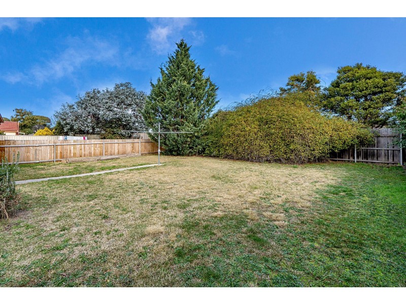 15 Camfield Place, Florey ACT 2615