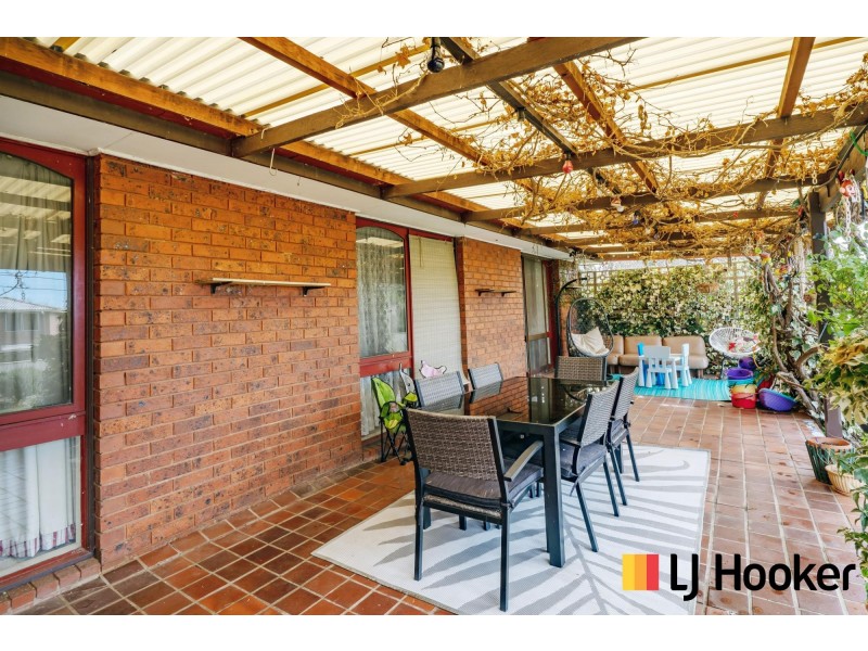 6 Sands Place, Holt ACT 2615