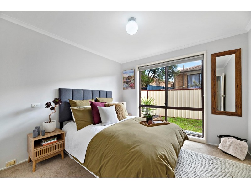 15 Summerville Crescent, Florey ACT 2615