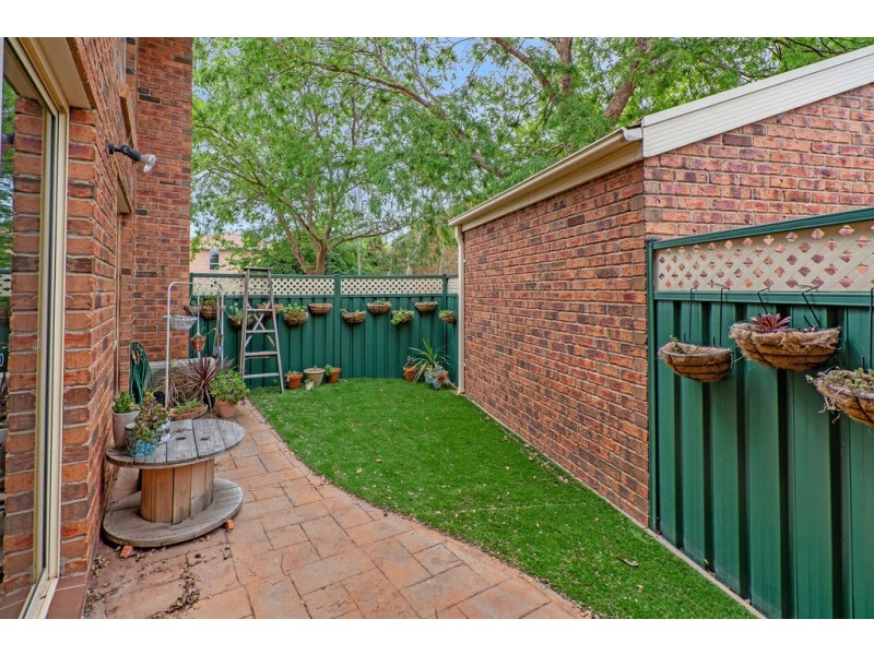 56/44 Jerrabomberra Avenue, Narrabundah ACT 2604