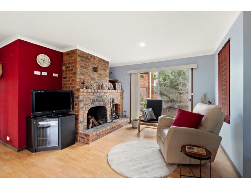 4 Shandon Place, Hawker ACT 2614