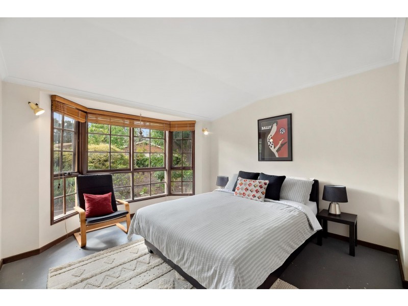 4 Shandon Place, Hawker ACT 2614