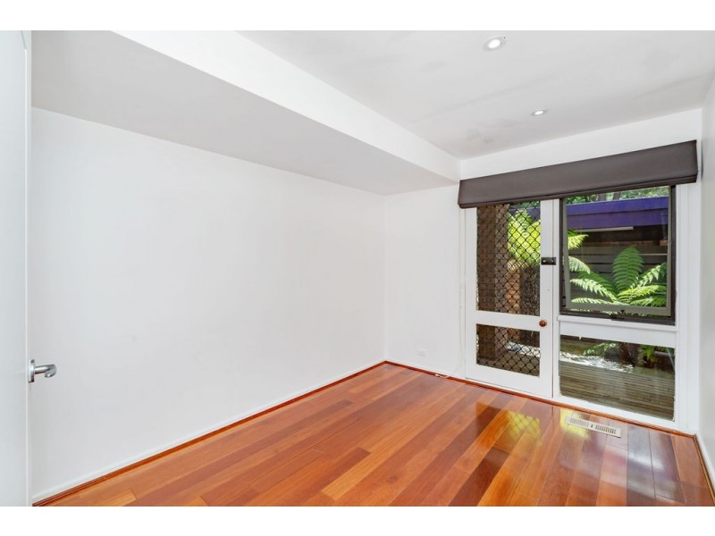 5 Hammett Place, Spence ACT 2615