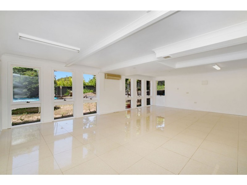 5 Hammett Place, Spence ACT 2615