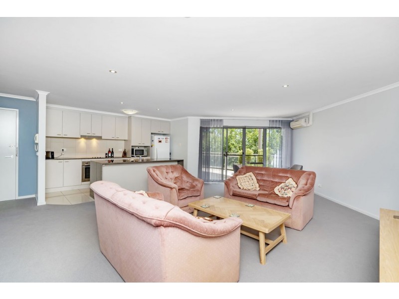 4/20 Beissel Street, Belconnen ACT 2617