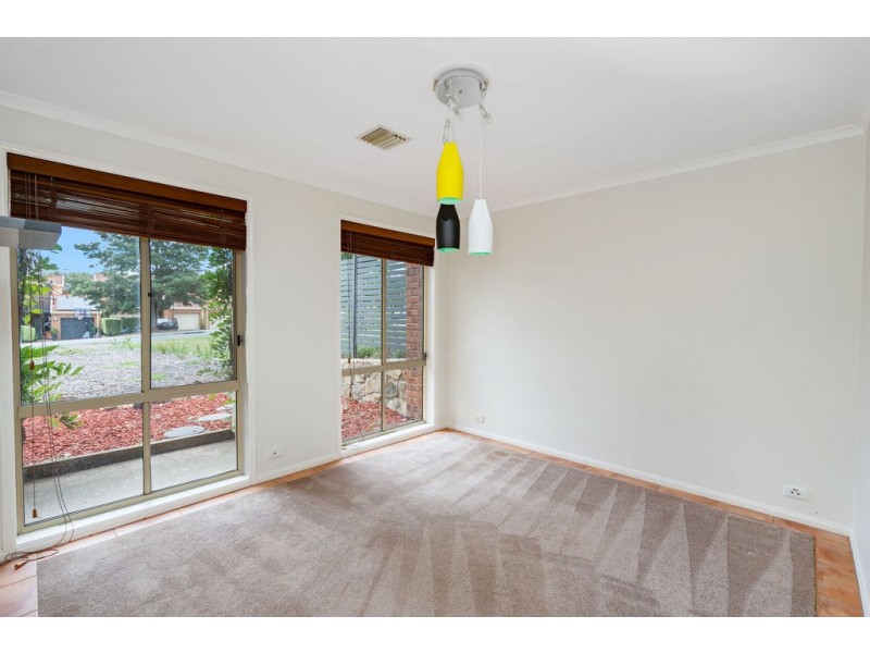 86 Britten Jones Drive, Holt ACT 2615