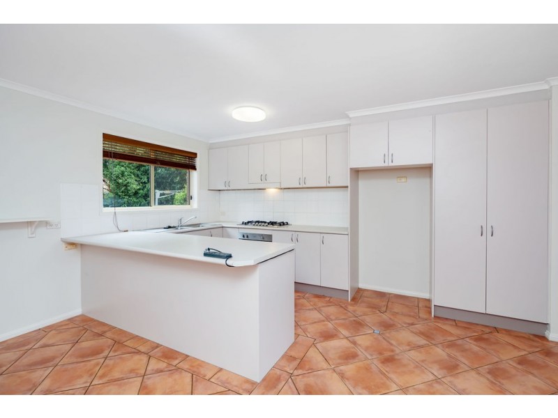 86 Britten Jones Drive, Holt ACT 2615