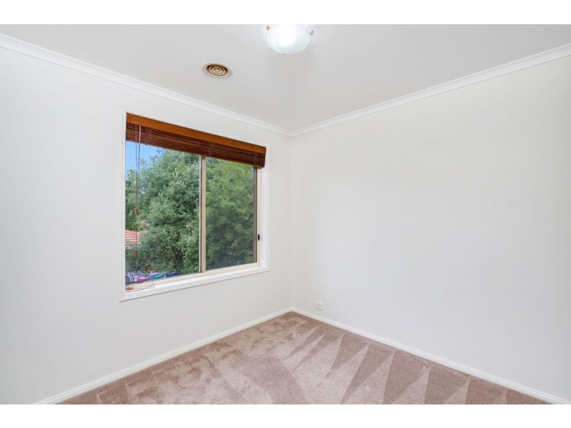 86 Britten Jones Drive, Holt ACT 2615