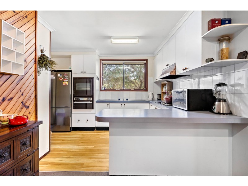 1 Herron Crescent, Latham ACT 2615