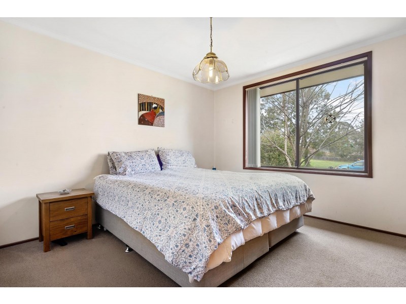 1 Herron Crescent, Latham ACT 2615