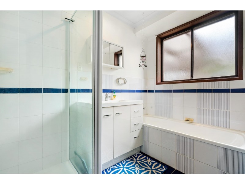 1 Herron Crescent, Latham ACT 2615