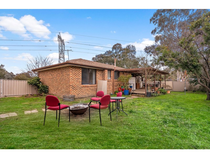1 Herron Crescent, Latham ACT 2615
