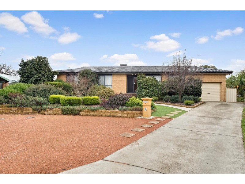 5 Sands Place, Holt ACT 2615