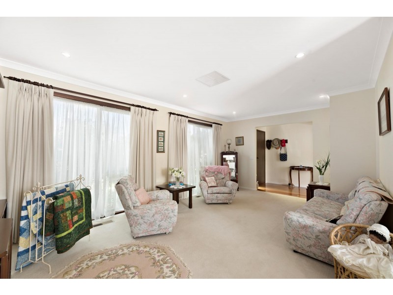 5 Sands Place, Holt ACT 2615