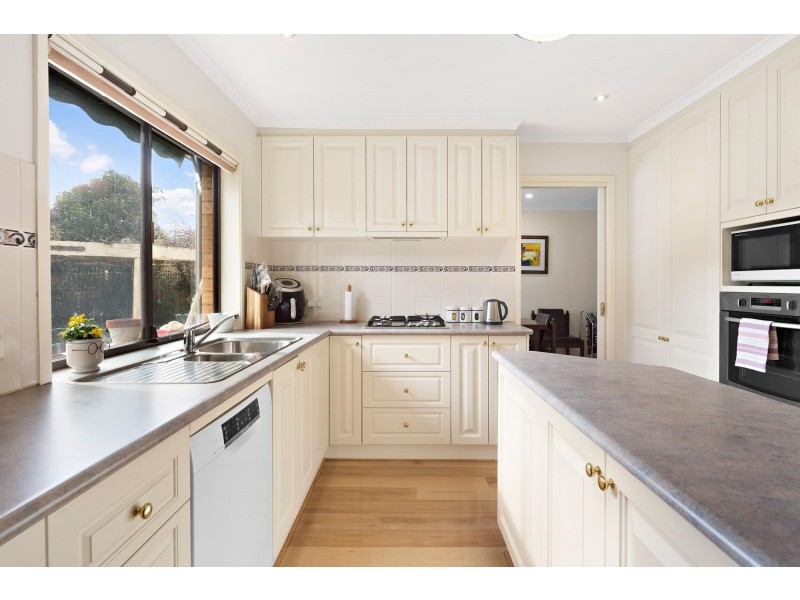 5 Sands Place, Holt ACT 2615