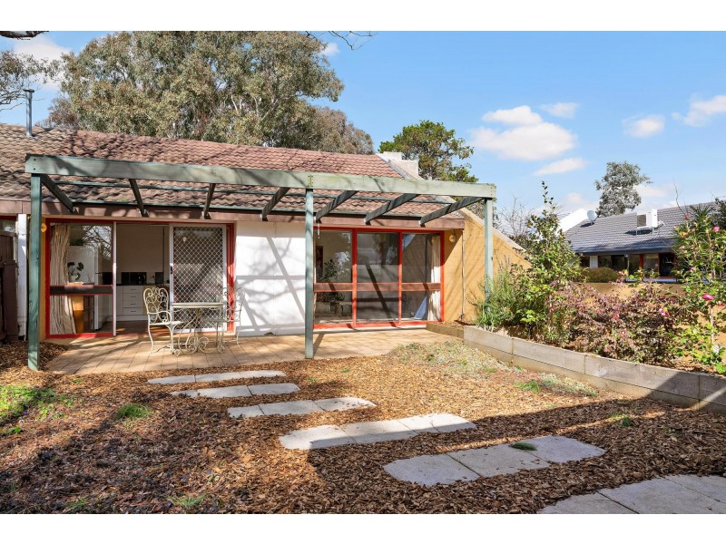 2 Griffiths Street, Holt ACT 2615