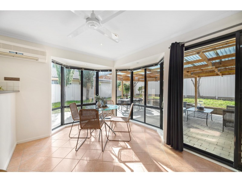 5 Quinlivan Crescent, Dunlop ACT 2615