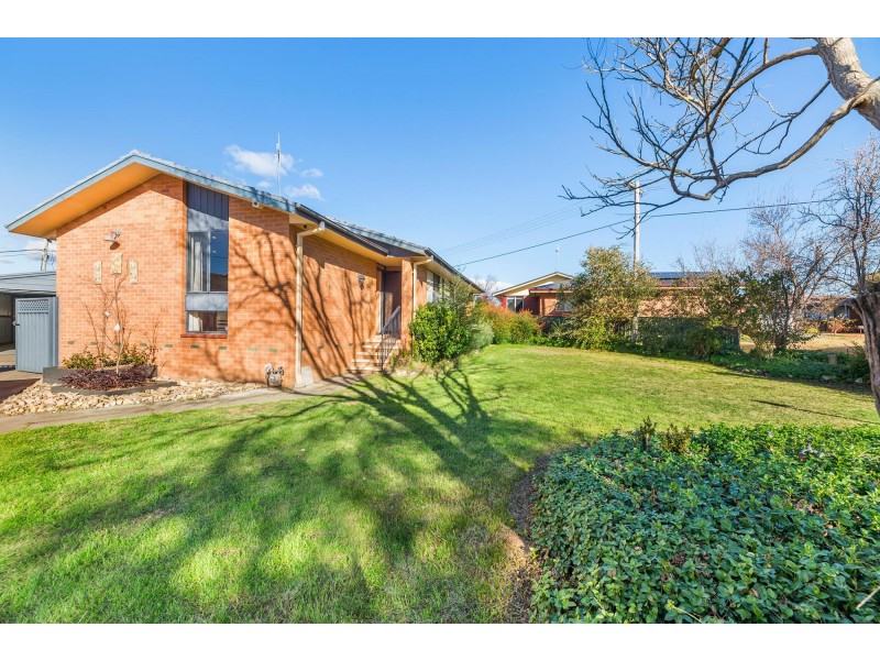 5 Thomas Place, Macgregor ACT 2615