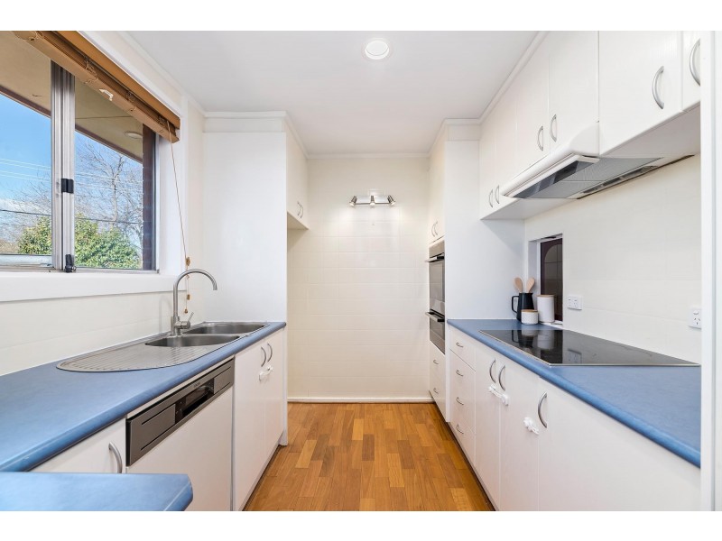 5 Thomas Place, Macgregor ACT 2615