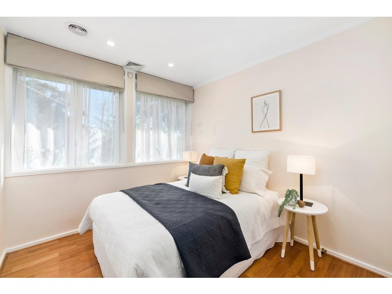 5 Thomas Place, Macgregor ACT 2615