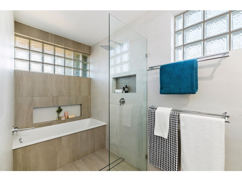 5 Thomas Place, Macgregor ACT 2615