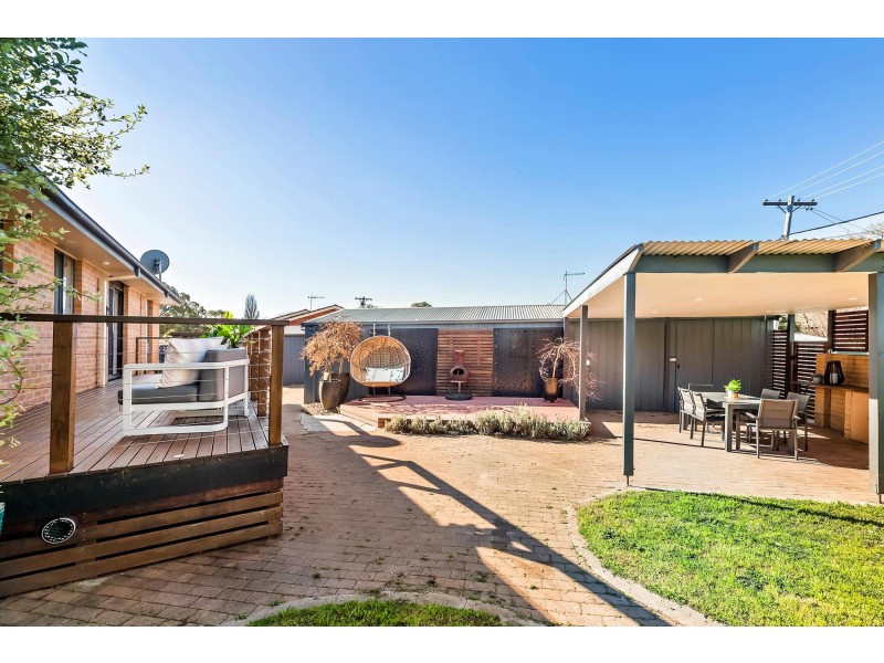 5 Thomas Place, Macgregor ACT 2615