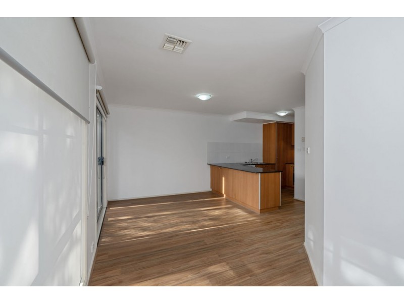 9/15 WANLISS Street, Latham ACT 2615