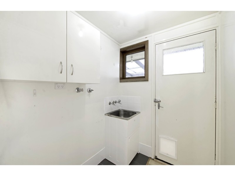 9 Cazaly Close, Holt ACT 2615