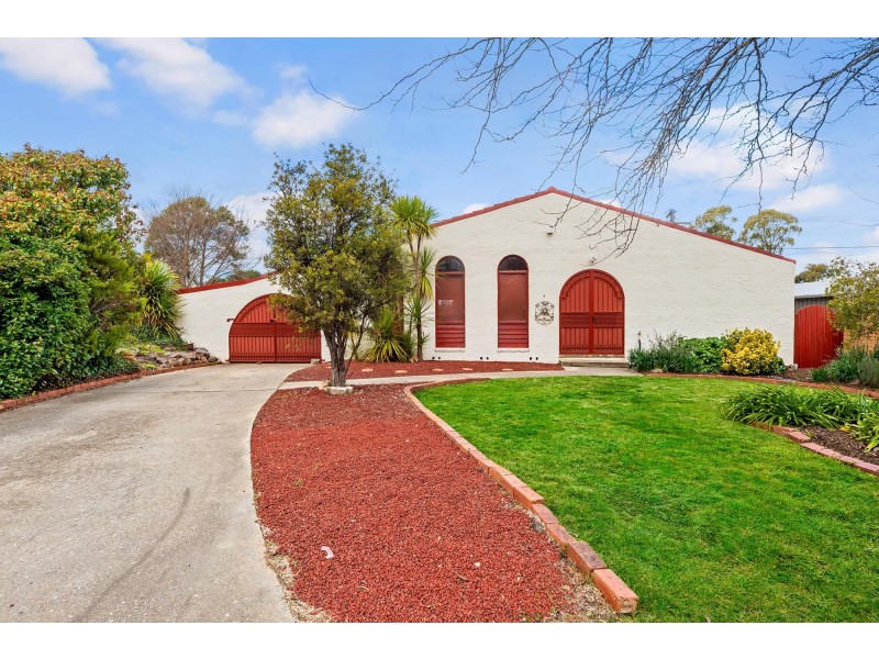 4 Sands Place, Holt ACT 2615