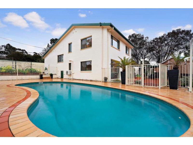 23 Longworth Place, Holt ACT 2615