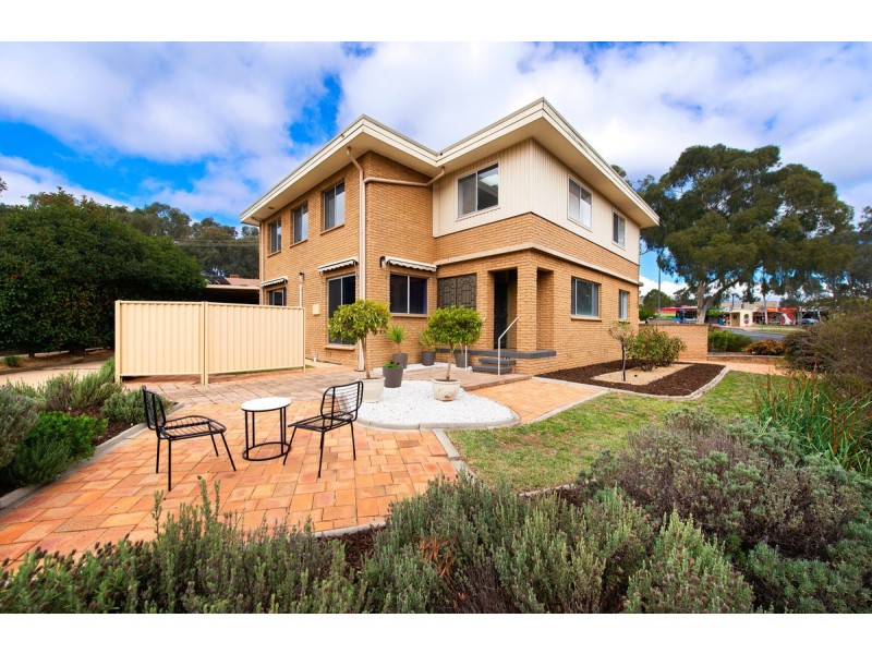 57 Williamson Street, Holder ACT 2611