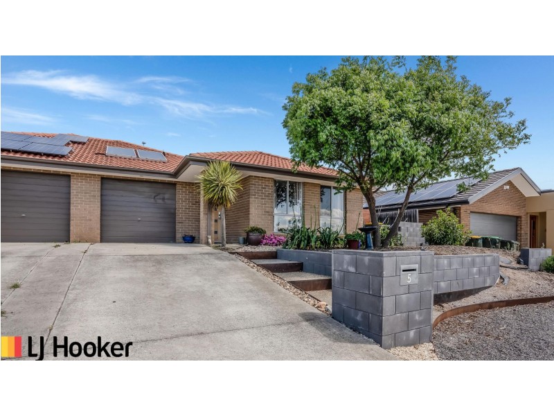 5 Tow Street, Macgregor ACT 2615