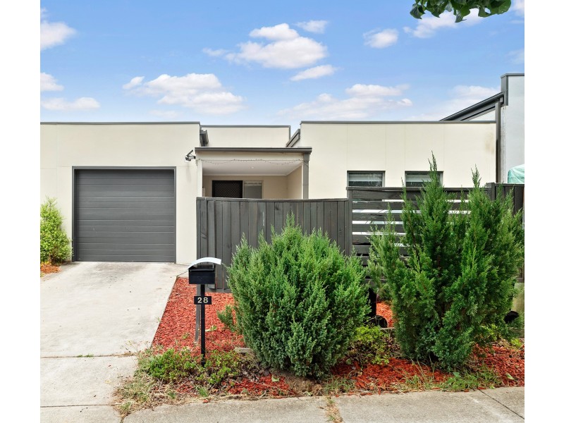 28 Eric De Salis Street, Macgregor ACT 2615