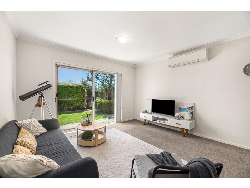 6/139 Macfarlane Burnet Avenue, Macgregor ACT 2615