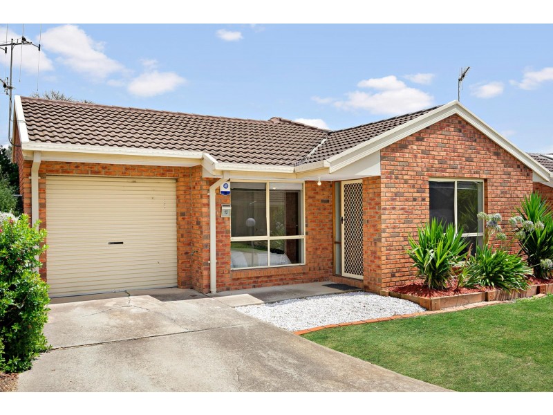 13/74 Britten Jones Drive, Holt ACT 2615