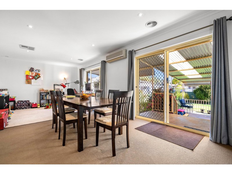 4 Bardsley Place, Holt ACT 2615
