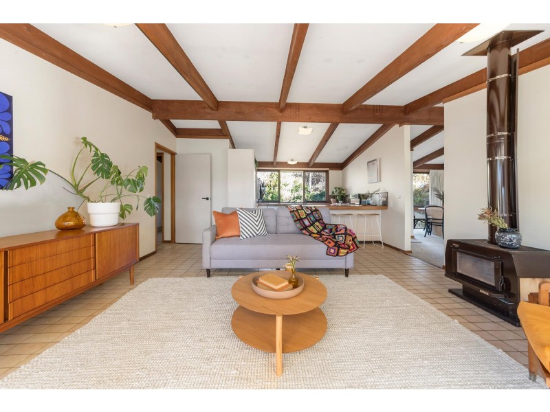 5 McArthur Place, Latham ACT 2615