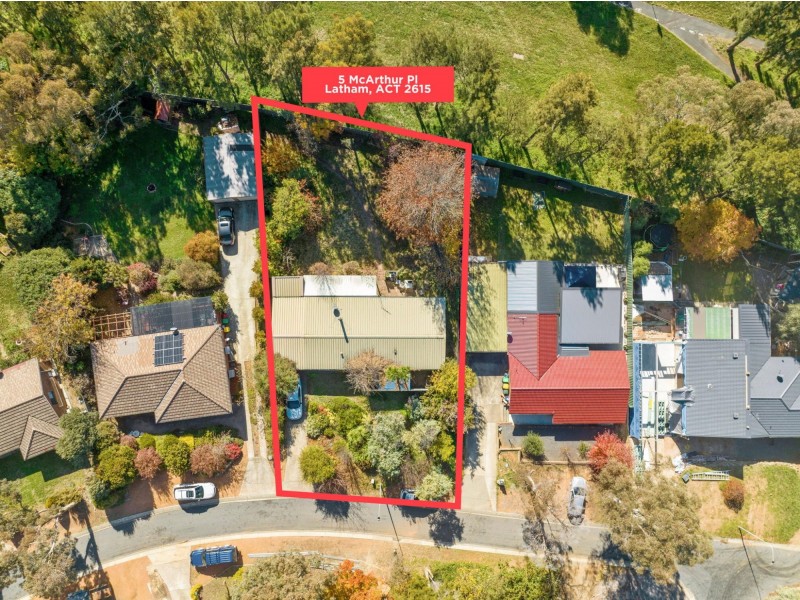 5 McArthur Place, Latham ACT 2615
