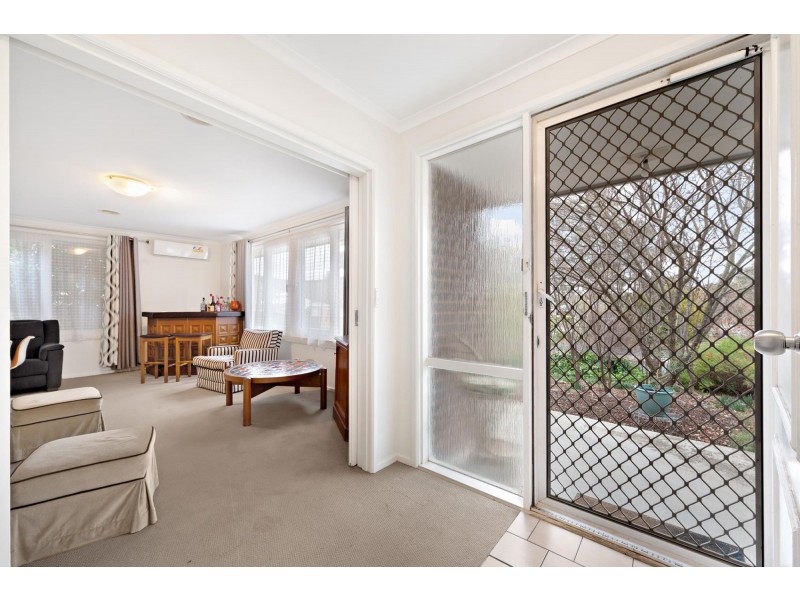 42 Messenger Street, Holt ACT 2615