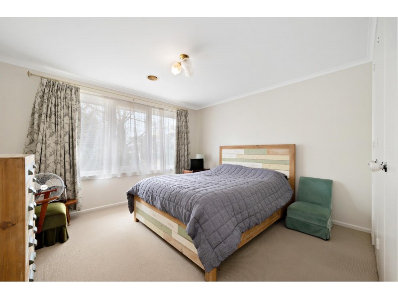 42 Messenger Street, Holt ACT 2615