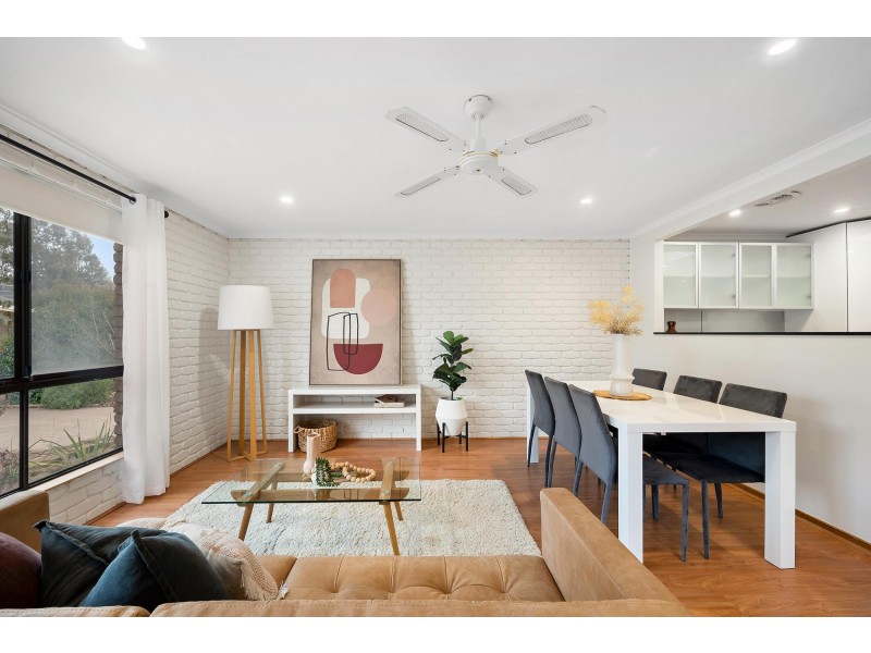 12 Moorehead Place, Latham ACT 2615