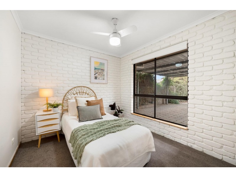 12 Moorehead Place, Latham ACT 2615