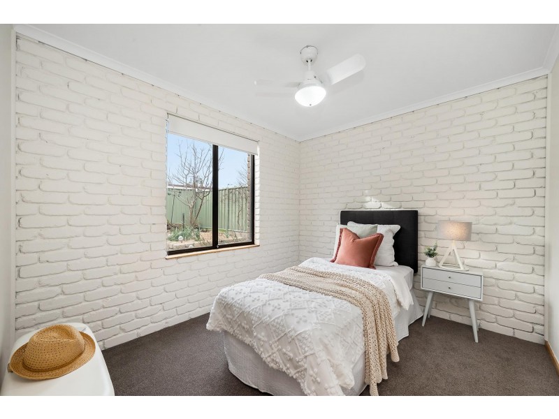 12 Moorehead Place, Latham ACT 2615