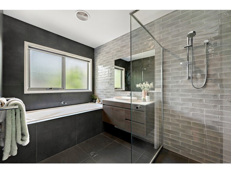 64 Longstaff Street, Lyneham ACT 2602