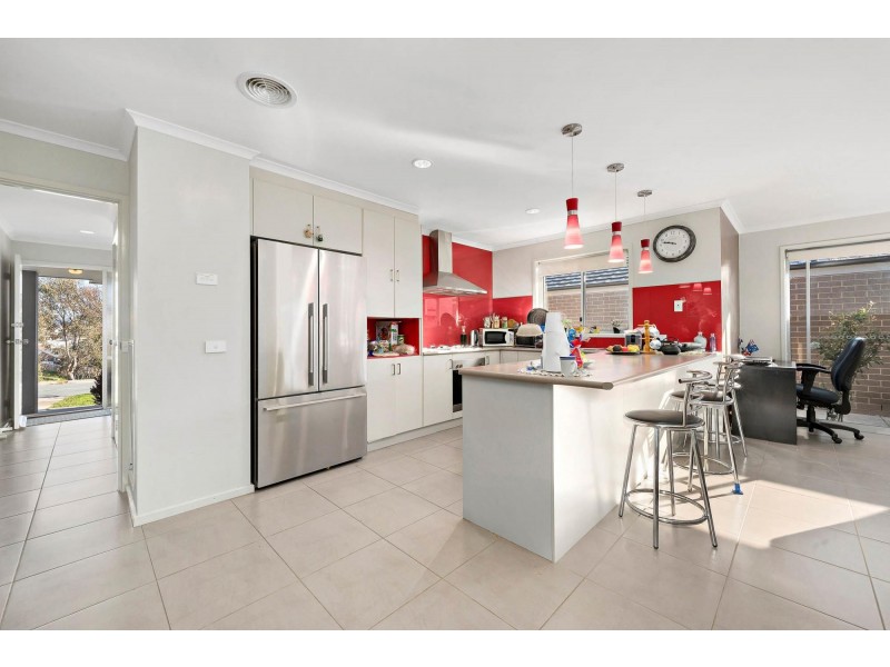 23 Pearl Gibbs Circuit, Bonner ACT 2914