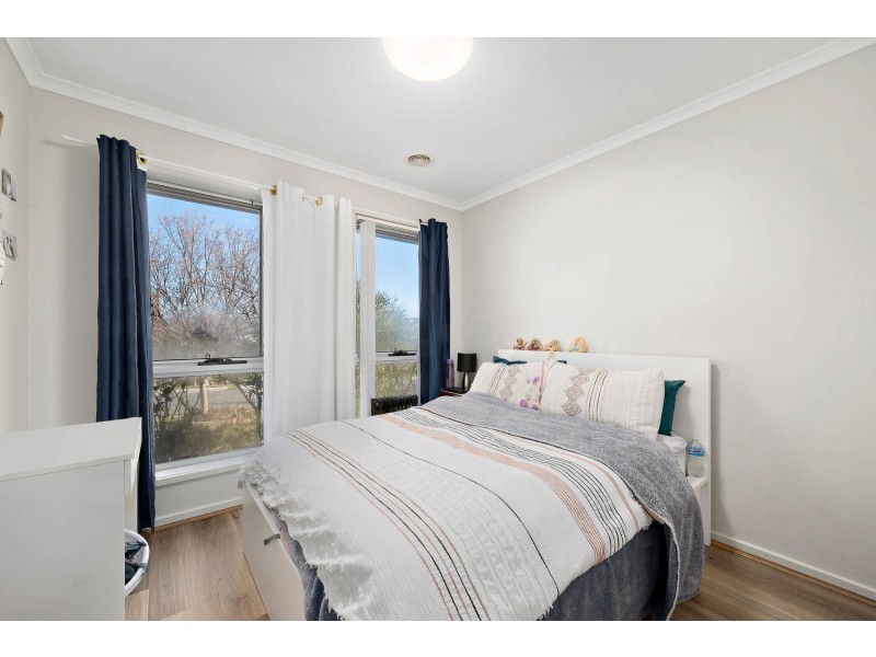 23 Pearl Gibbs Circuit, Bonner ACT 2914